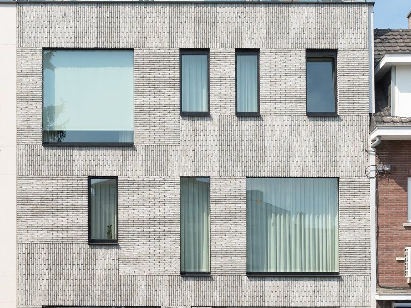 Aluminium buitenschrijnwerk ramen deuren woning Hasselt Schüco Corswarem